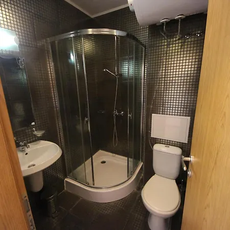 With Pool View In Royal Sun Apartment *